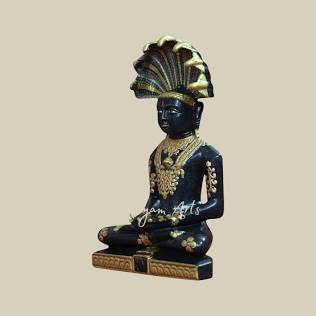 Lord Parshvanath serpent motif